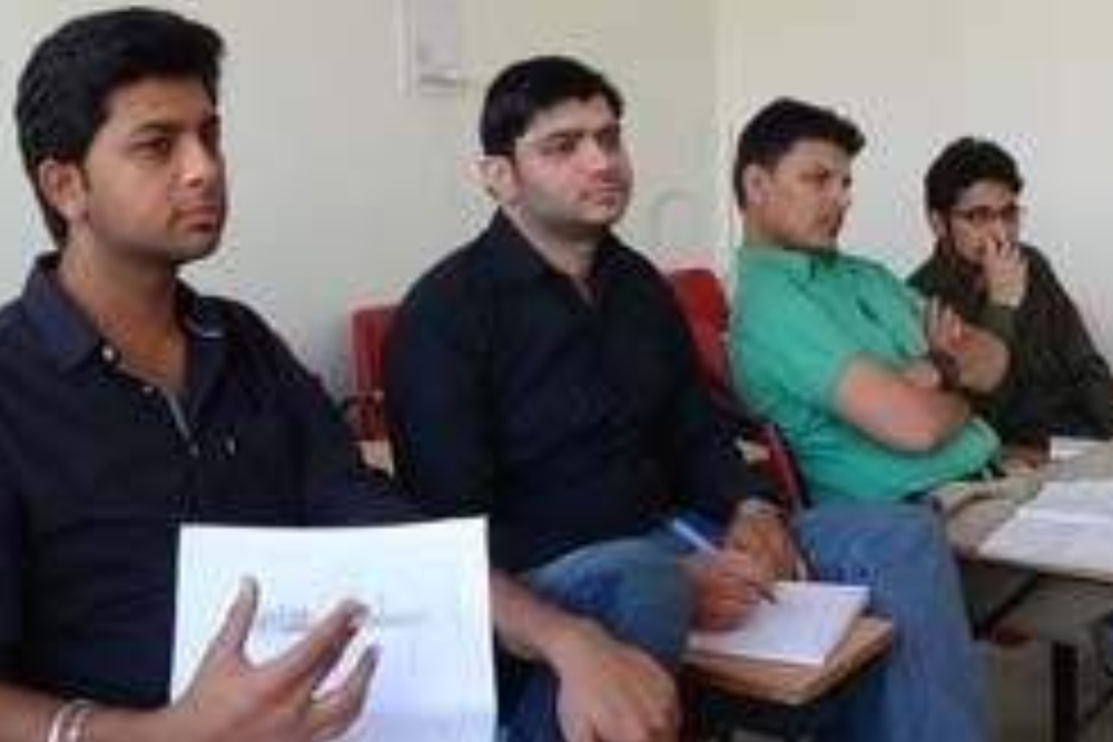 Dronacharya Institute Of Engineers