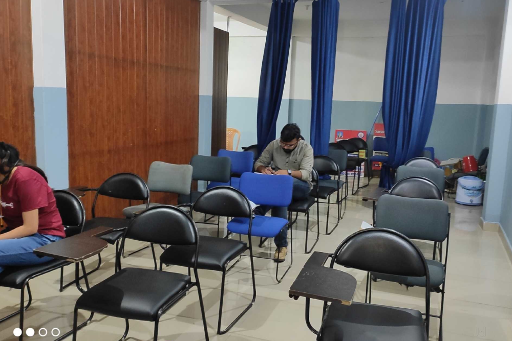 Sarswati Academy